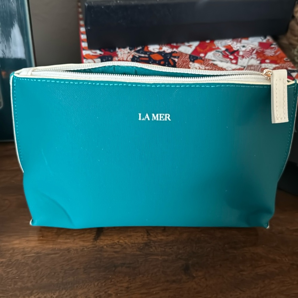 La mer makeup bag